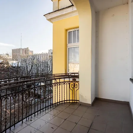 Lägenhet Przytulne I Komfortowe Studia Very Berry W Poznaniu By Renters Poznań