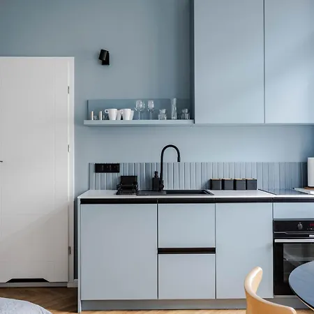 Lägenhet Przytulne I Komfortowe Studia Very Berry W Poznaniu By Renters Poznań