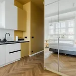 Przytulne I Komfortowe Studia Very Berry W Poznaniu By Renters *