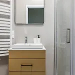 Przytulne I Komfortowe Studia Very Berry W Poznaniu By Renters * Poznan