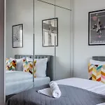 Przytulne I Komfortowe Studia Very Berry W Poznaniu By Renters * Познань