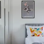 Apartment Przytulne I Komfortowe Studia Very Berry W Poznaniu By Renters