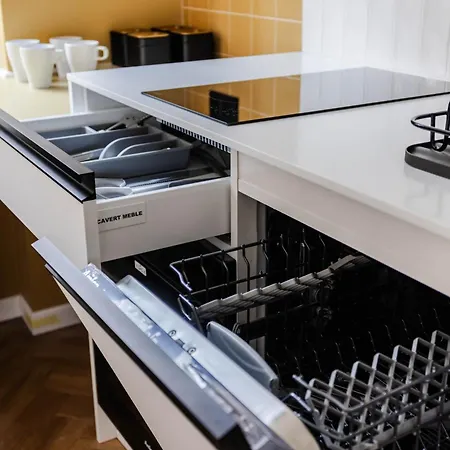 Przytulne I Komfortowe Studia Very Berry W Poznaniu By Renters Appartement *