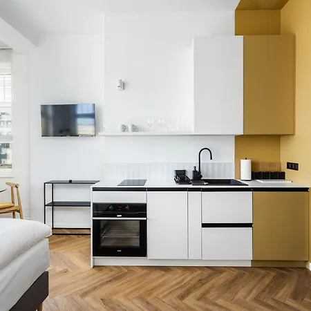 Przytulne I Komfortowe Studia Very Berry W Poznaniu By Renters * Poznań