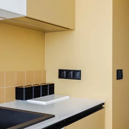 Przytulne I Komfortowe Studia Very Berry W Poznaniu By Renters Poznań