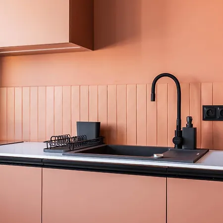 Przytulne I Komfortowe Studia Very Berry W Poznaniu By Renters Appartement *