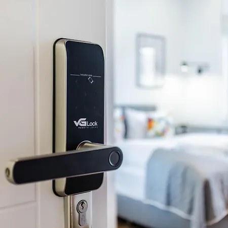 Przytulne I Komfortowe Studia Very Berry W Poznaniu By Renters Apartamento Poznań