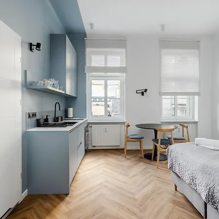 Przytulne I Komfortowe Studia Very Berry W Poznaniu By Renters Apartamento *