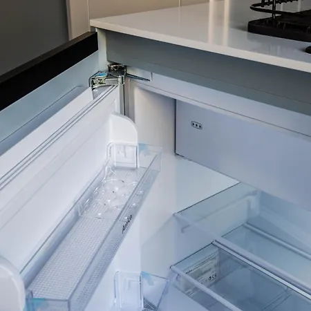 Przytulne I Komfortowe Studia Very Berry W Poznaniu By Renters Apartamento *