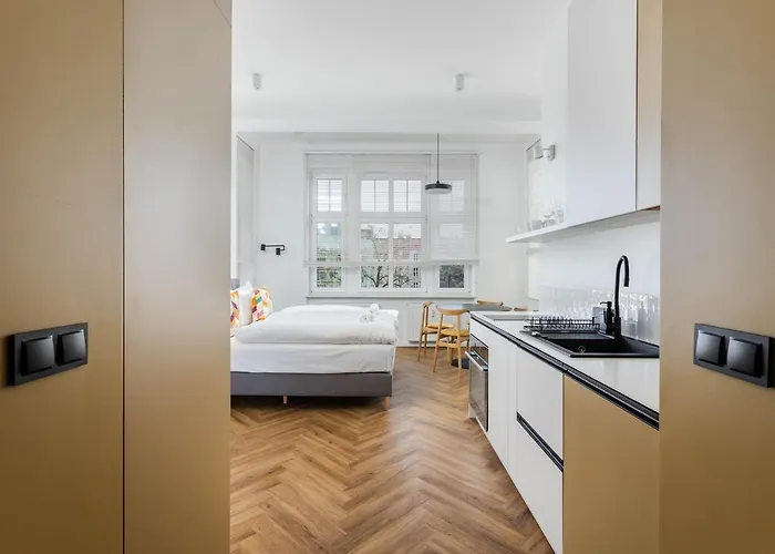 Przytulne I Komfortowe Studia Very Berry W Poznaniu By Renters Διαμέρισμα Πόζναν