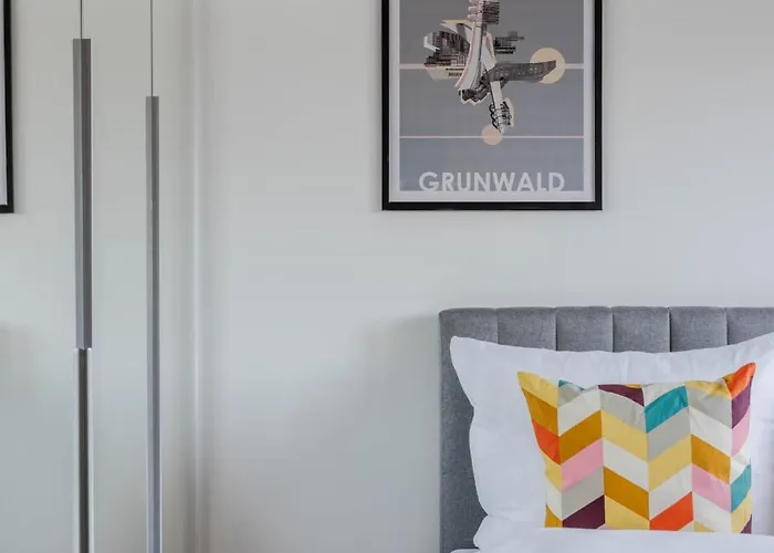 Apartment Przytulne I Komfortowe Studia Very Berry W Poznaniu By Renters