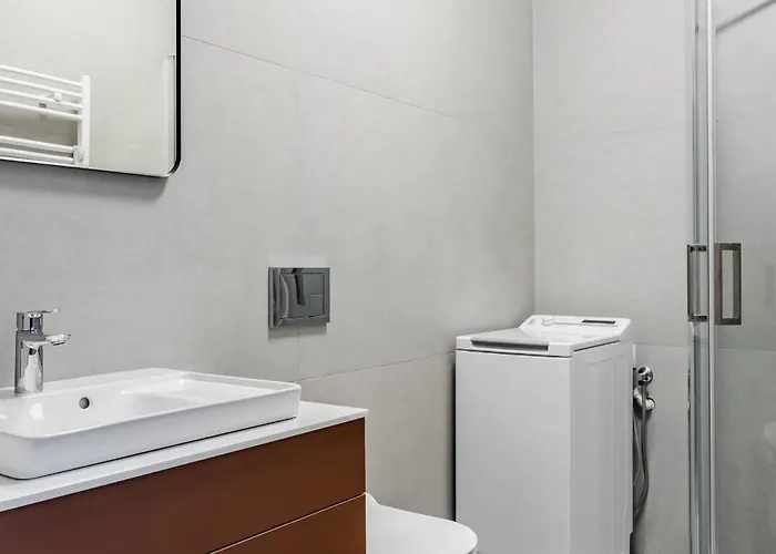 Apartment Przytulne I Komfortowe Studia Very Berry W Poznaniu By Renters *