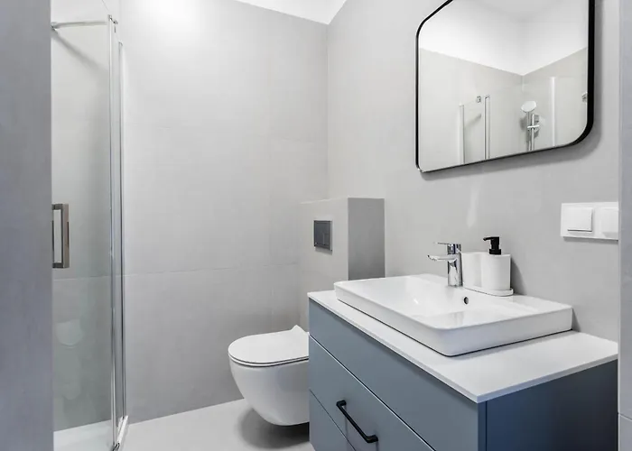 Apartment Przytulne I Komfortowe Studia Very Berry W Poznaniu By Renters *